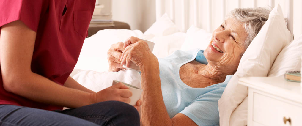 Besteck und Esshilfen für jedes Alter: Was sollte ich wissen?