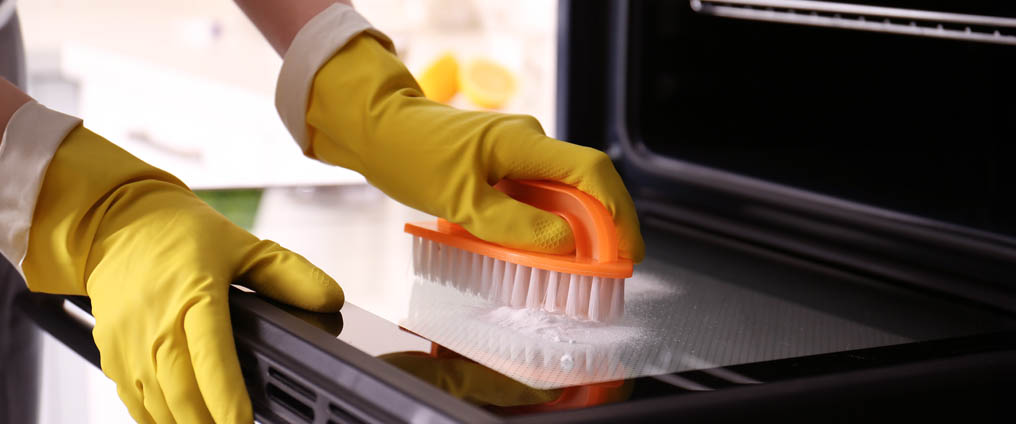 Die Küche richtig reinigen: Worauf kommt es an?